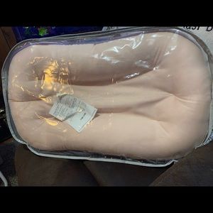 Snuggle me organic lounger